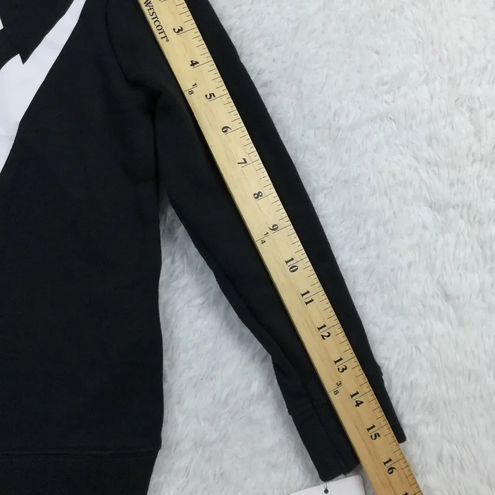 Nike Boys Sweatshirt Swoosh Big Logo Black‎ Crew Neck Screenprint 4 New